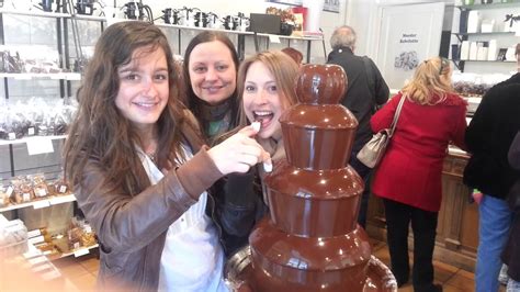 bruges belgium chocolate tours